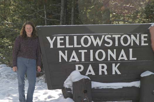 USA WY YellowstoneNP 2004NOV01 WestEntrance 004